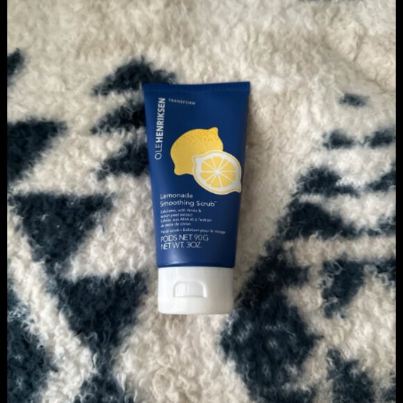 Ole Henrikson Lemonade Smoothing Scrub - Picture 1 of 4